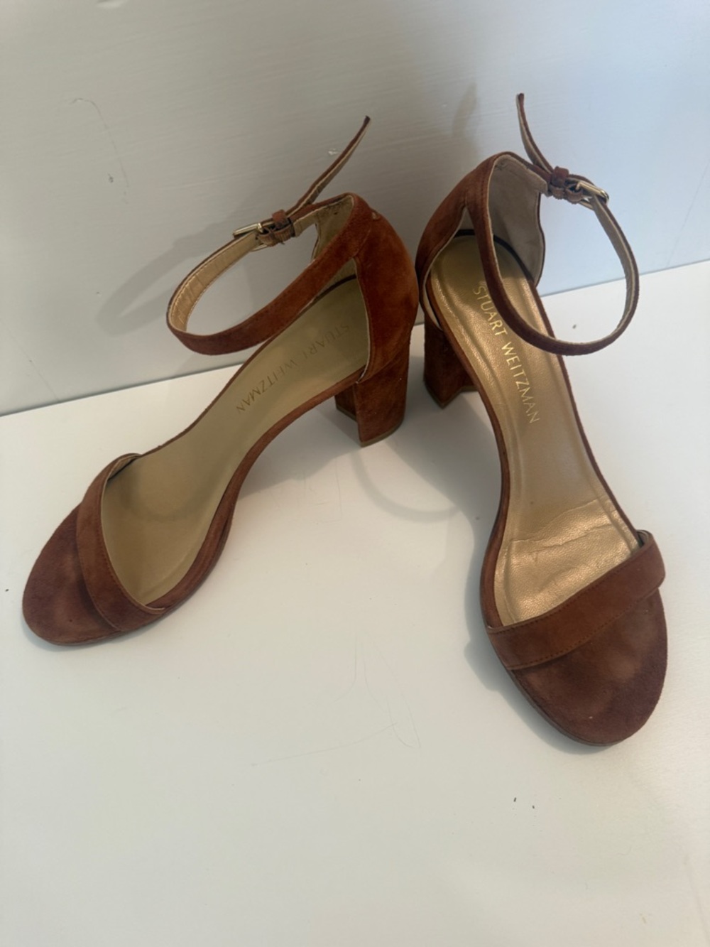 Stuart Weitzman Suede Ankle Strap Block Heel Sandals Brown Carmel Brown size 7.5 - Picture 2 of 16